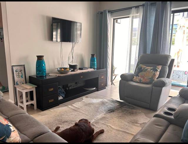 3 BEDROOM PROPERTY TO RENT IN SANDOWN